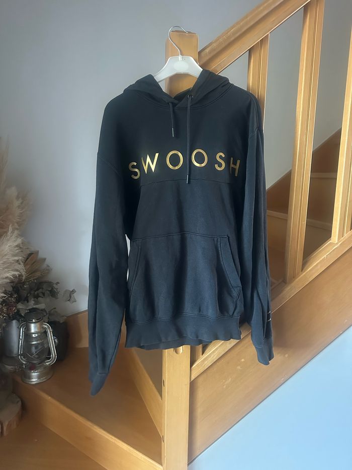 Jogging ensemble, pantalon et Sweat à capuche, noir et doré Nike, taille S mixte