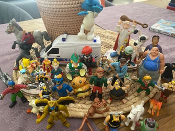 Lot de figurines jouets vintage