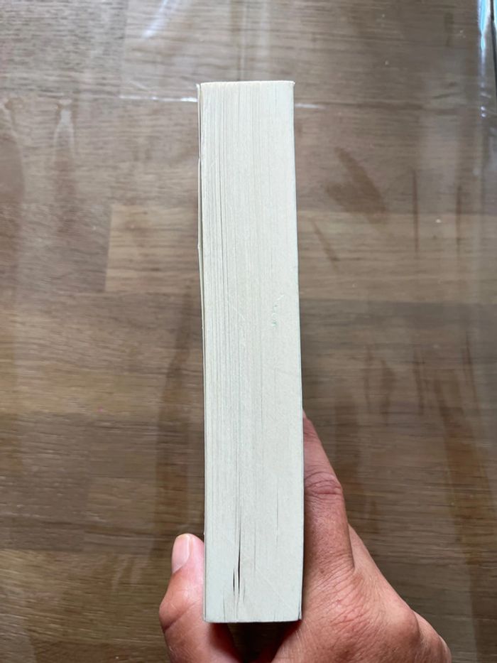 Livre jusqu aux yeux - photo numéro 4