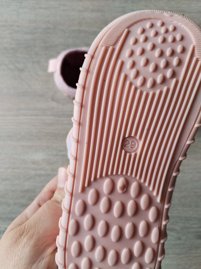 Chaussons taille 29 - photo numéro 2