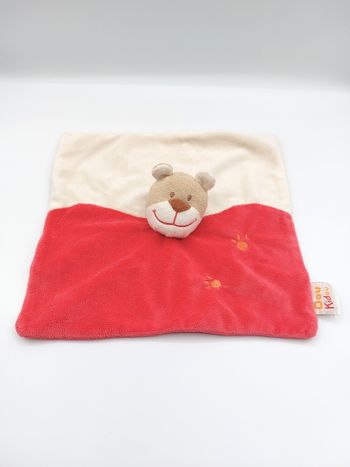 Doudou plat ours beige écru rose rouge DOUKIDOU empreintes pattes orange