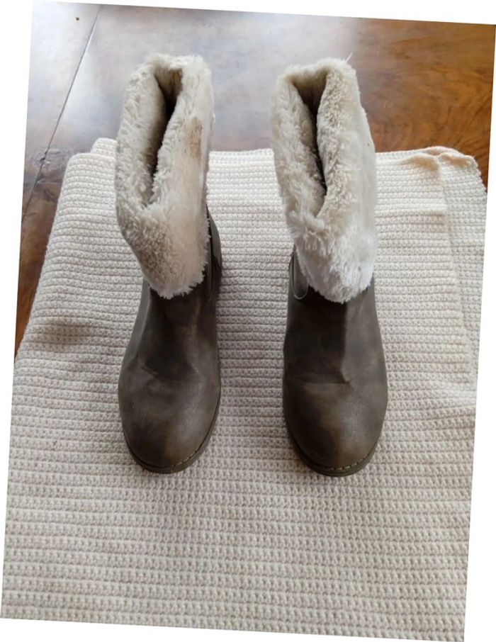 Bottines fille pointure 34 - photo numéro 2