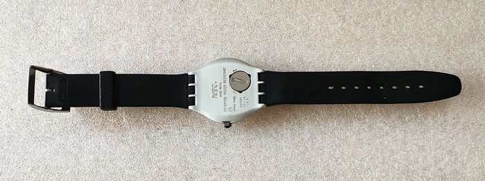 Montre SWATCH Collection Irony Big "Night Flight" - photo numéro 4