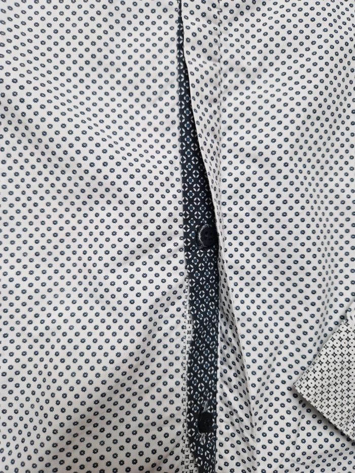 Chemise Catimini neuve 10 ans - photo numéro 4