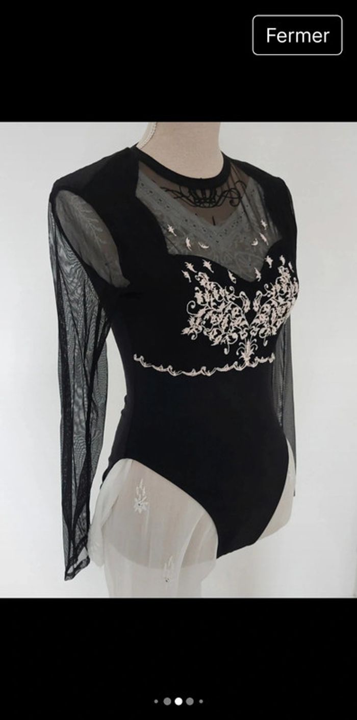 Superbe body vintage
Libertine Paris taille 1 (36-38) - photo numéro 2