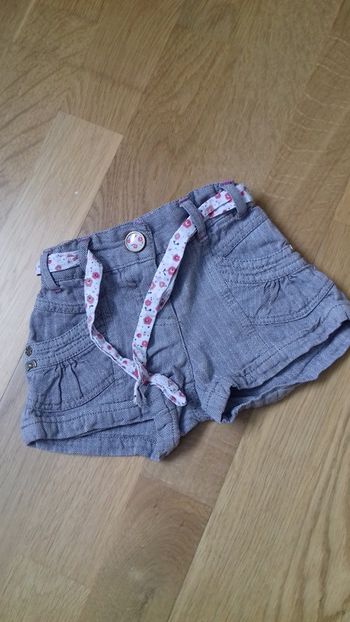 Short avec ceinture