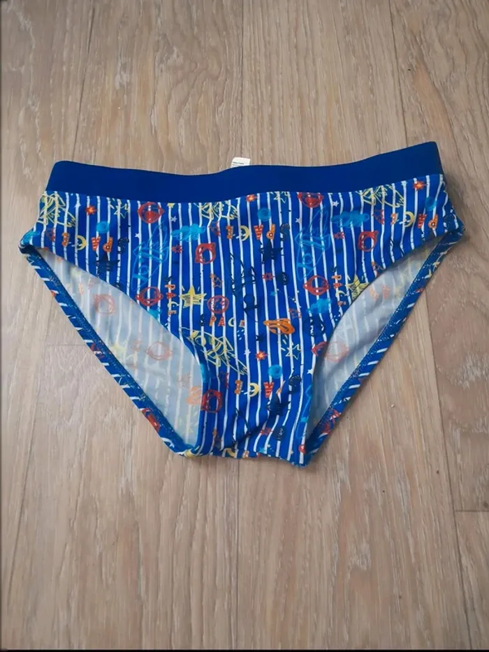 culotte de bains 9/10ans