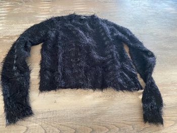 Pull femme ou ado taille XS ( 34/36)