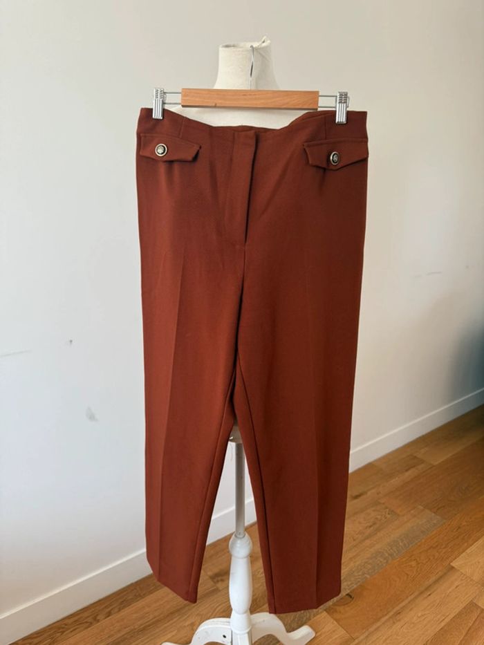 Jolie pantalon classe 40/L