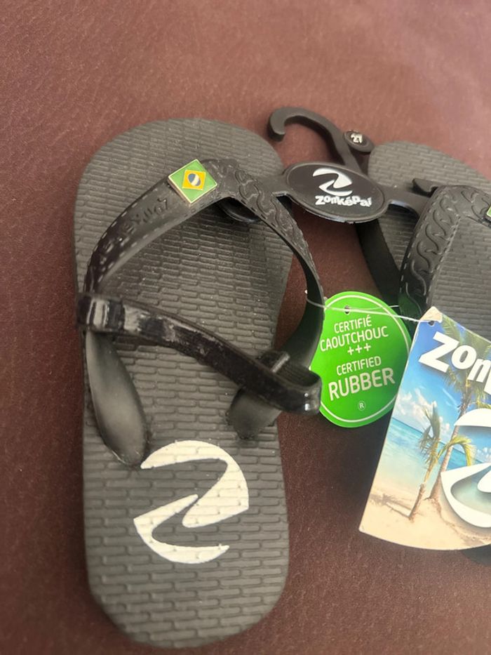 Tongs enfant Brésil _ Taille 27 - photo numéro 2