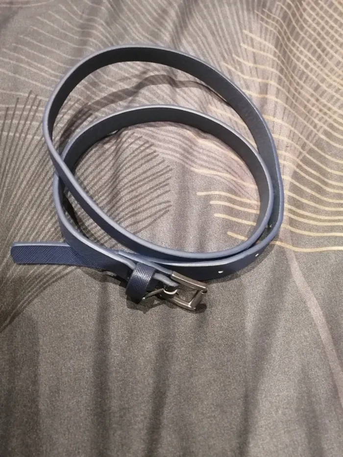 Ceinture bleue neuve taille S - photo numéro 2