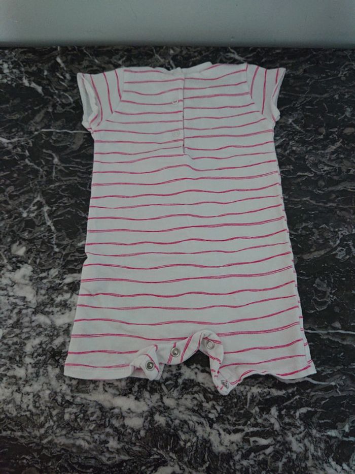 Grenouillère blanche à rayures rouges t. 6 mois Les bébés sont comme ça - photo numéro 2