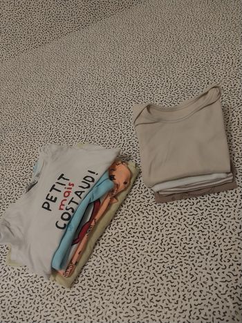 lot été 12 mois – 9 pièces – très bon état / bon état