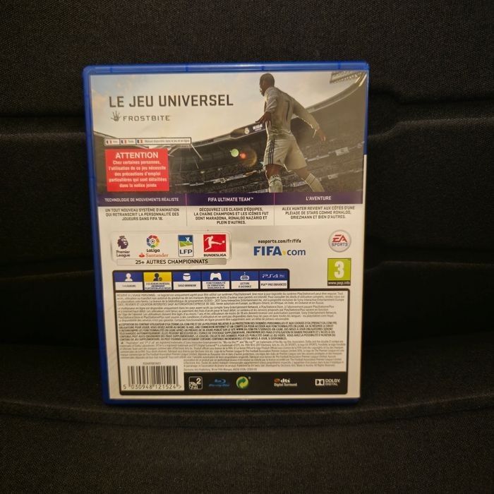 Fifa 18 PS4 Occasion - photo numéro 2