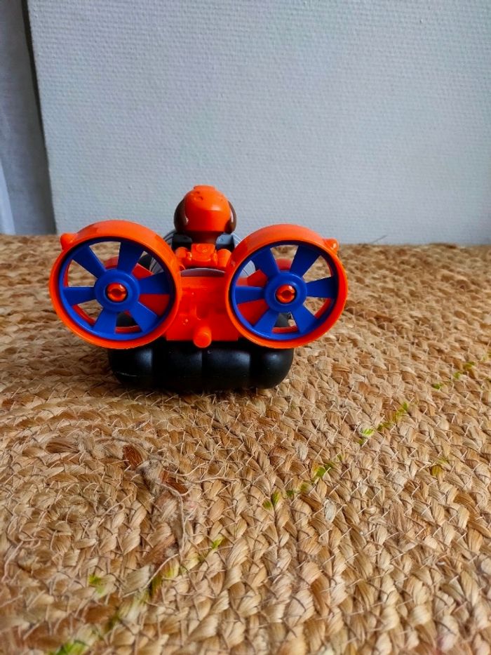 Zuma et son bateau Pat patrouille - photo numéro 3