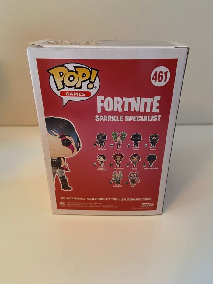POP FORTNITE SPARKLE SPECIALIST 461 - photo numéro 3
