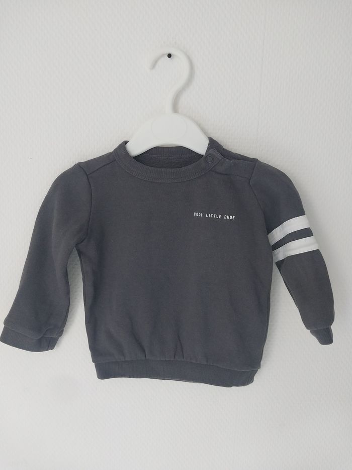 Sweat C&A Taille 3-6 mois - photo numéro 2