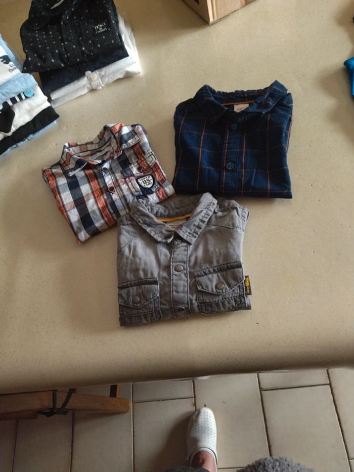 Lot de 3 chemises garçons manches longues. Taille 12 mois. Très bon état