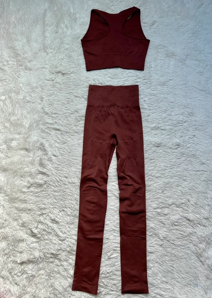 Ensemble legging et débardeur / brassière Johaug - photo numéro 3