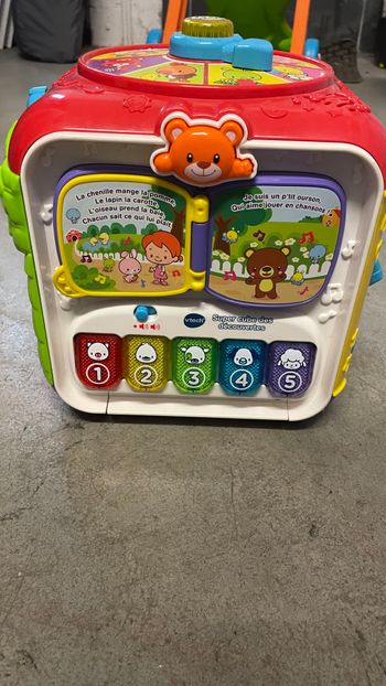 Cube d’activité vtech