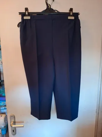 Bermuda pantacourt genoux vintage élastique taille 4