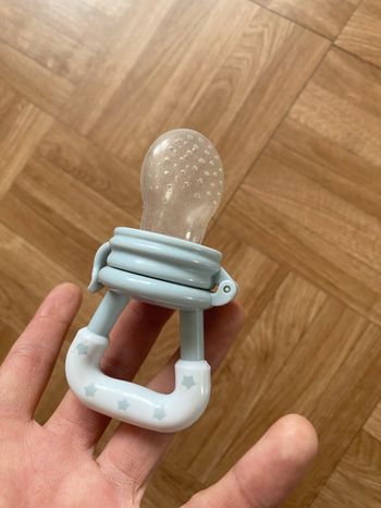 Tétine à fruits & légumes grignoteuse pour bébé