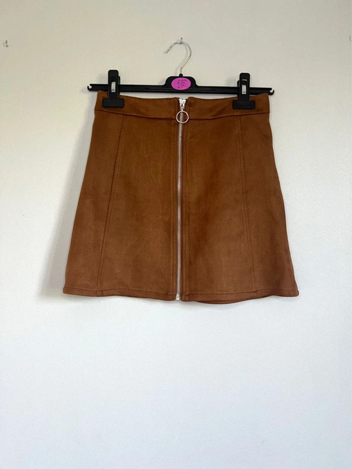 Jupe courte en daim zippée Jennyfer marron