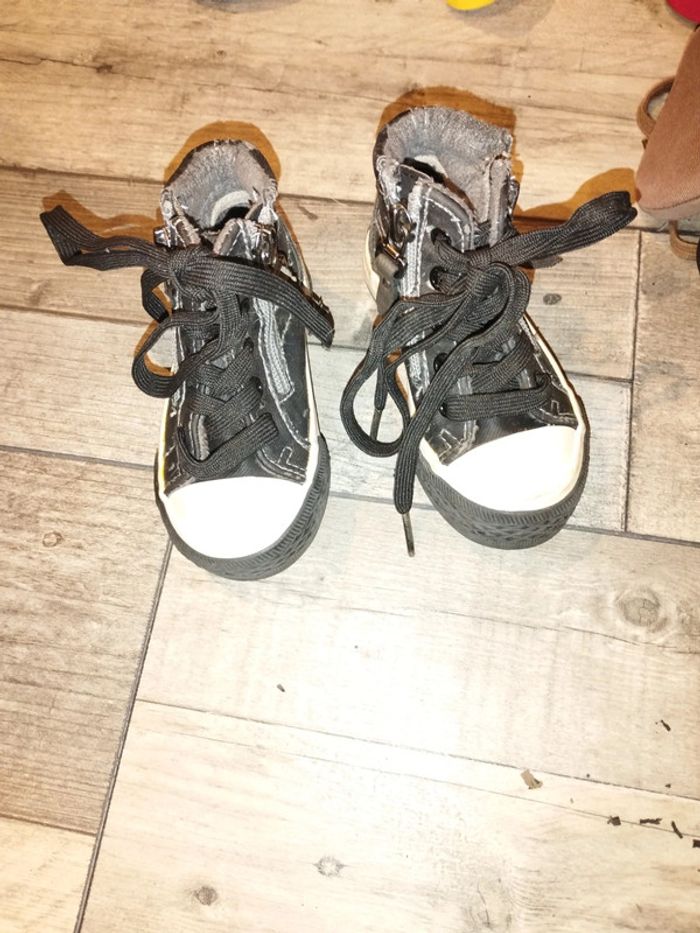 Chaussures à lacets Charlie and Friends