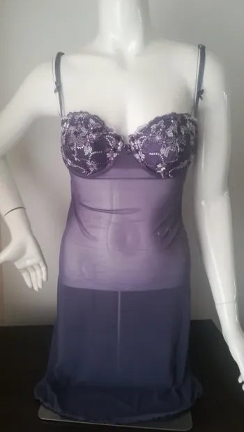 Nuisette violette 95b