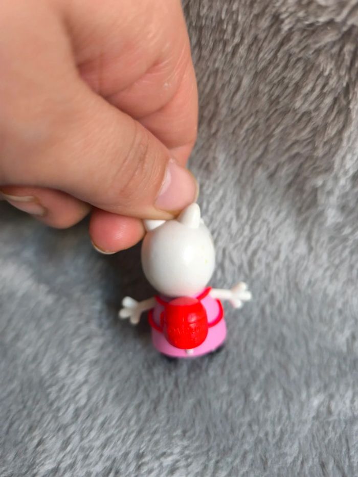Figurine Peppa pig - photo numéro 3