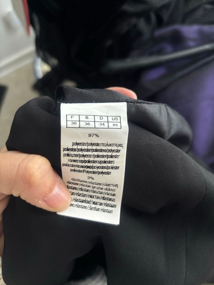 Robe noire élégante neuve - photo numéro 5