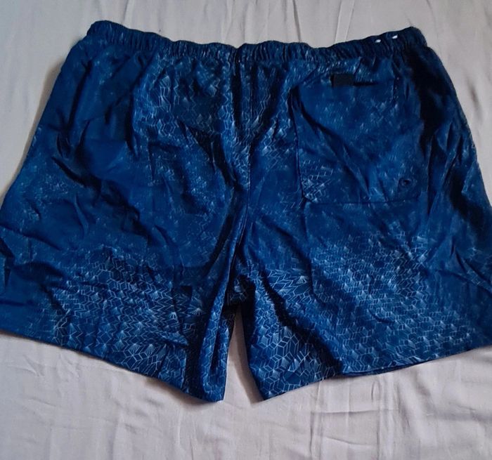 Short bain neuf decathlon - photo numéro 2