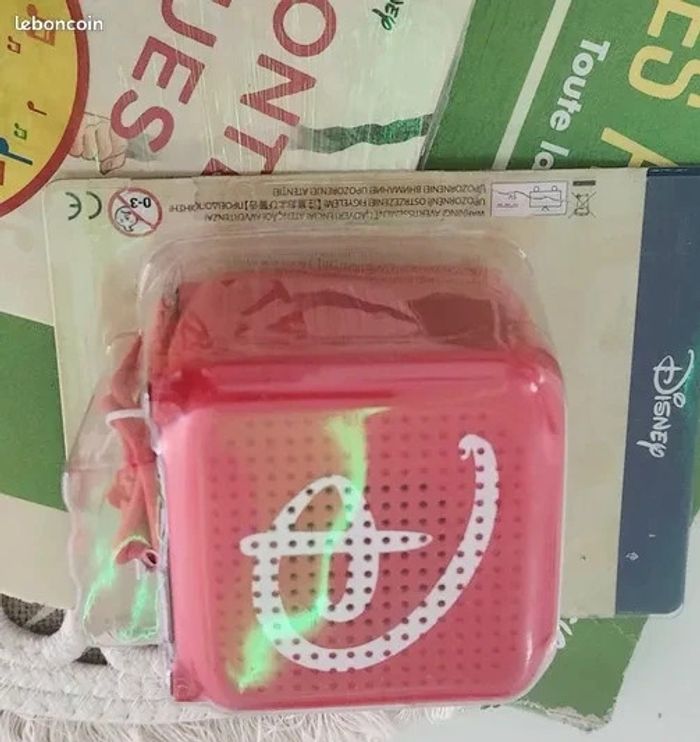 Enceinte 2024 collection audiocontes Magiques Altaya édition disney