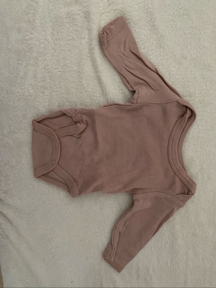 Lot 5 bodies naissance - photo numéro 3