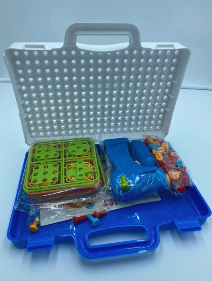 Trousse à outils portative - Jeu de construction avec perceuse - 151 pièces neuves - photo numéro 5