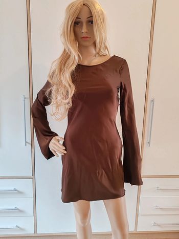 Robe satinée