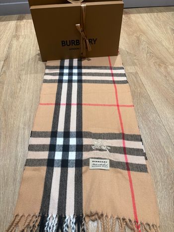 Écharpe Burberry 