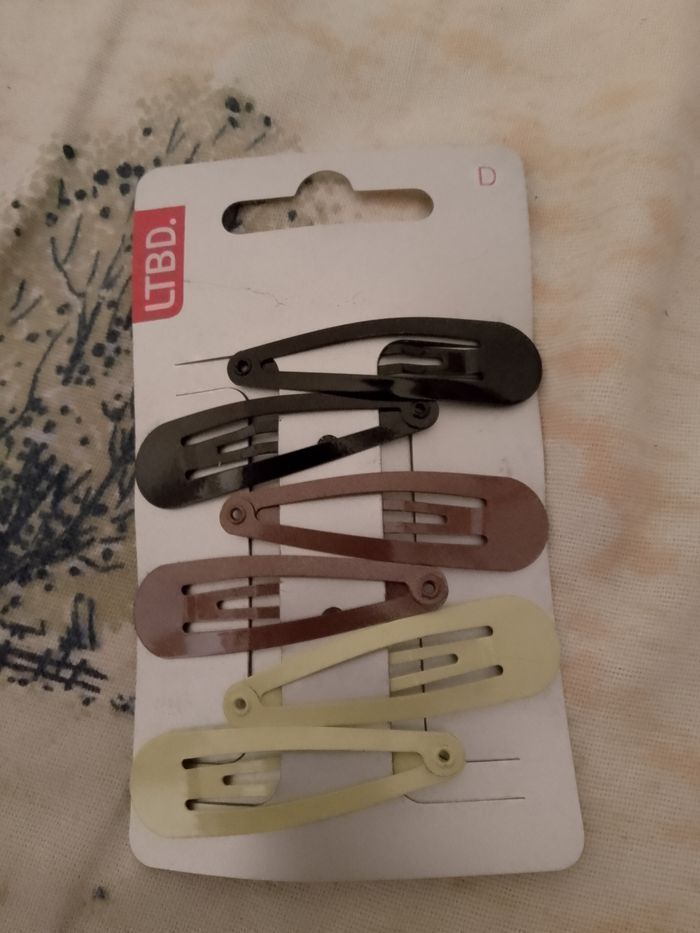 Pince ou barrette - photo numéro 2