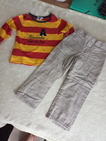 Pantalon et t-shirt 2 ans