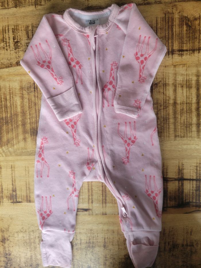 Dim lovable 6mois fille pyjama une pièce pieds mains