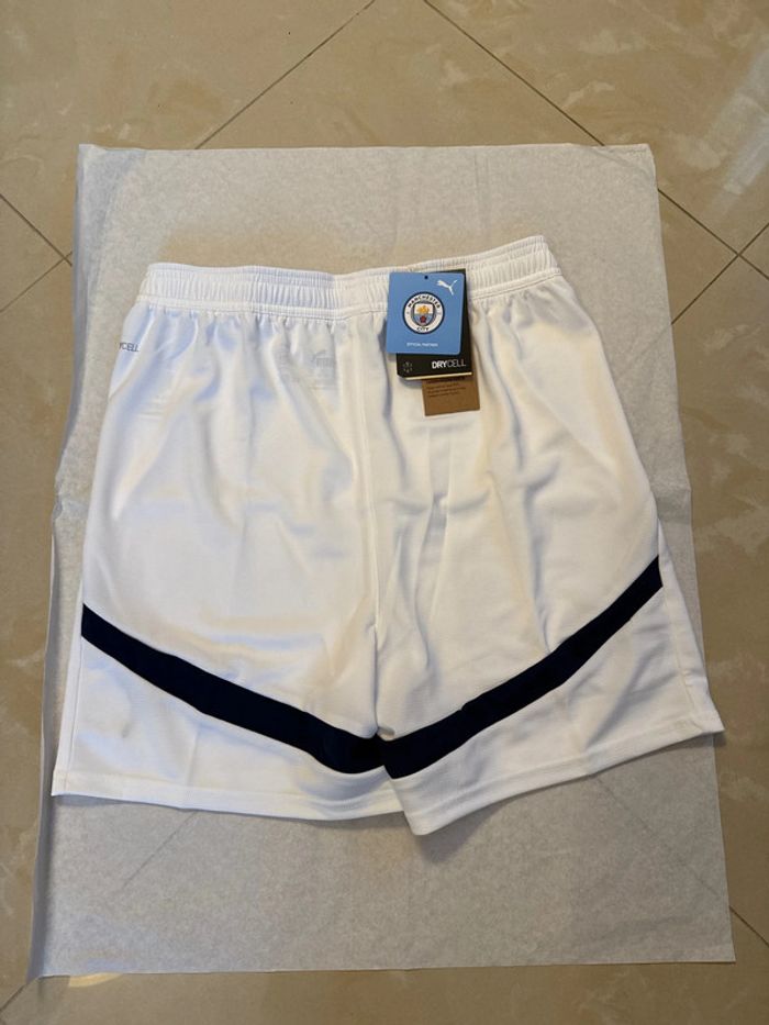 Short de foot Puma équipe Manchester City taille 15/ 16 ans authentique neuf - photo numéro 9