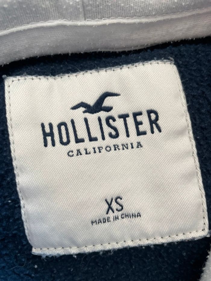Sweat à capuche marine et blanc Hollister - photo numéro 10
