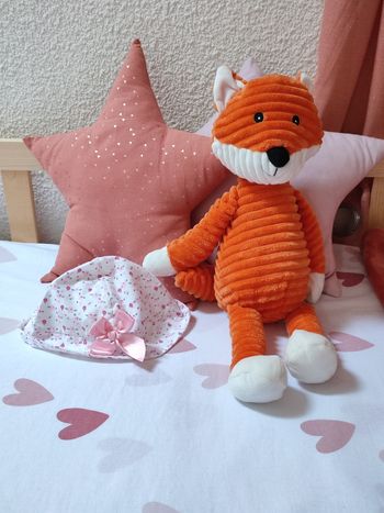 Chapeau bébé fille - 6 mois - Neuf sans étiquette