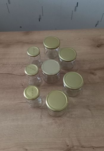 Pots en verre 5×300 ml + 3×180 ml.