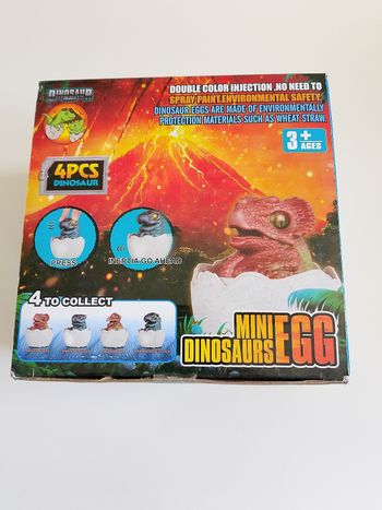 Lot 4 mini oeuf dinosaures roulant neuf