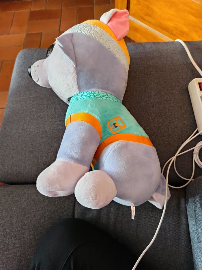 Peluche Everest yeux scintillant 40 cm - photo numéro 2