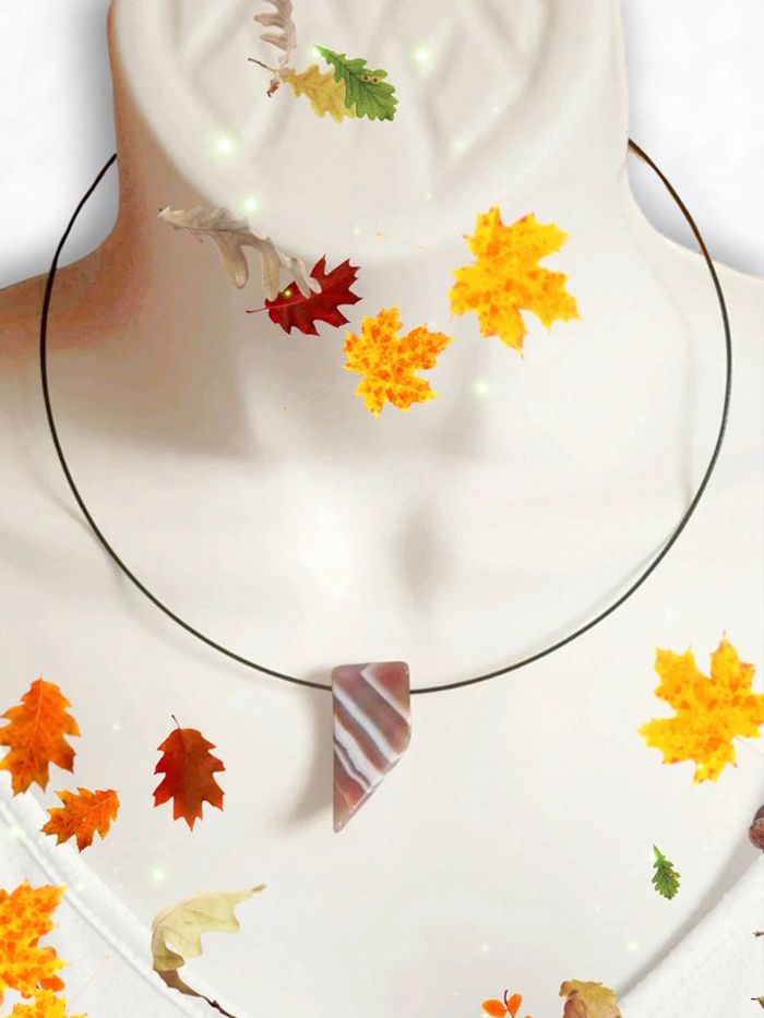 Collier pendentif croc verre rayé marron blanc tribal 🇨🇵 Fabrication Artisanale - 45cm