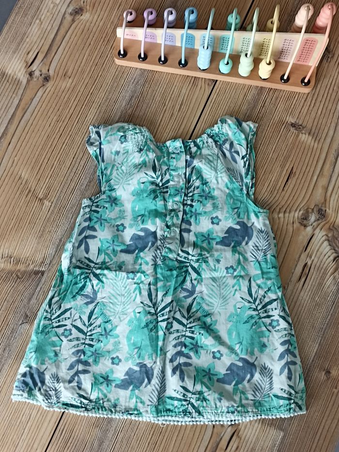 Robe légère 12 mois - photo numéro 5