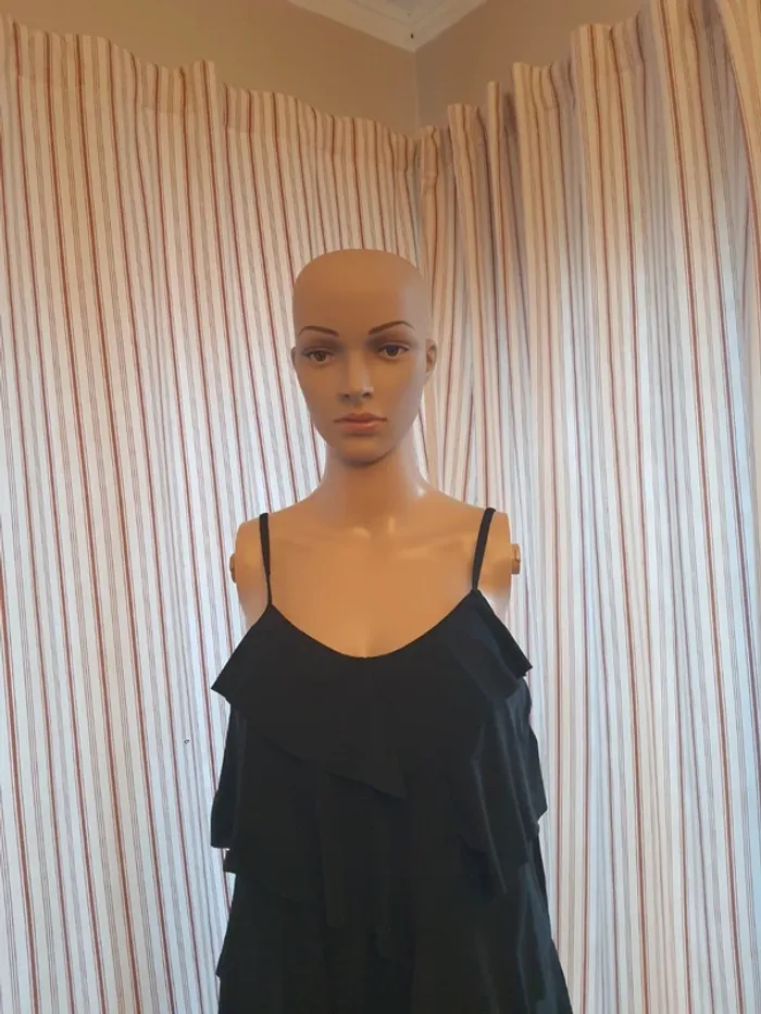 Maillot de bain/jupe fr/be38 noir
BPC selection - photo numéro 3