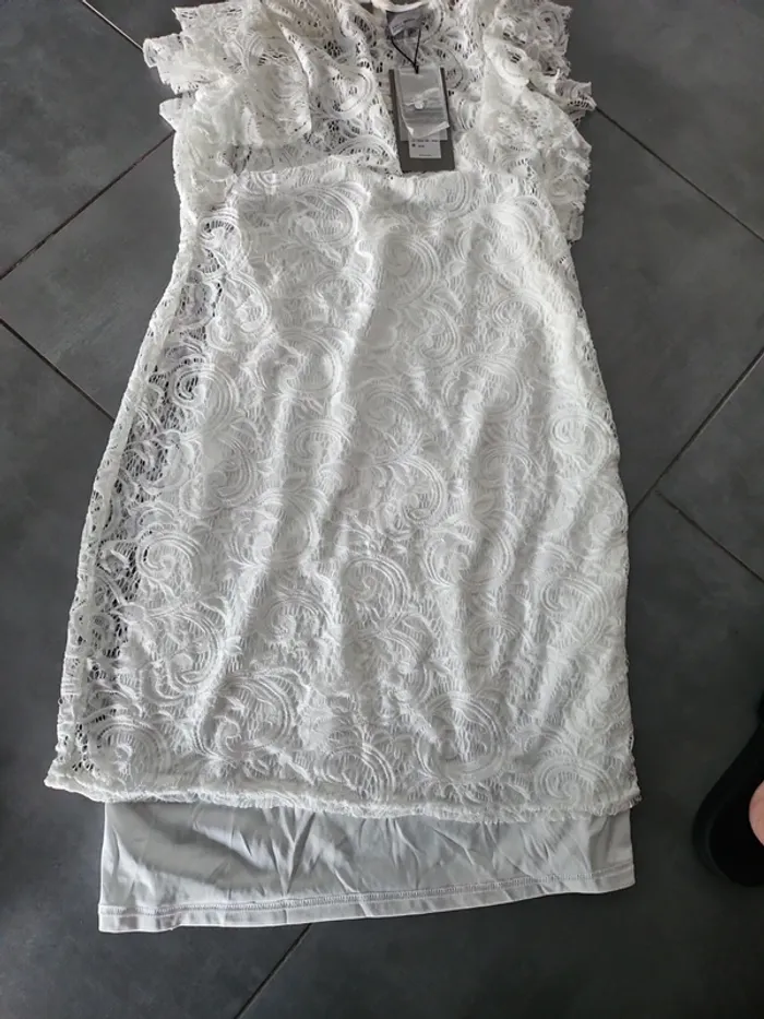 Robe blanche - photo numéro 2
